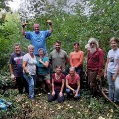  The village in bloom team at work